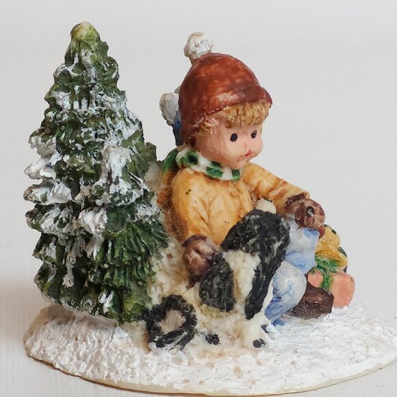 ADORABLE Little Boys Christmas Figurine Little boys in Toques - Picture 4 of 6